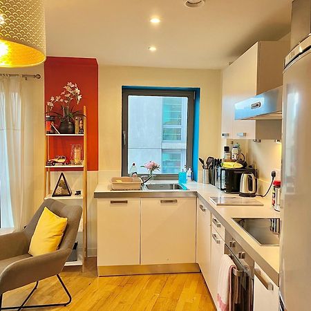 שפילד Skyview Apartment By Noknokstay - City Centre With Parking - Group, Family, Business מראה חיצוני תמונה