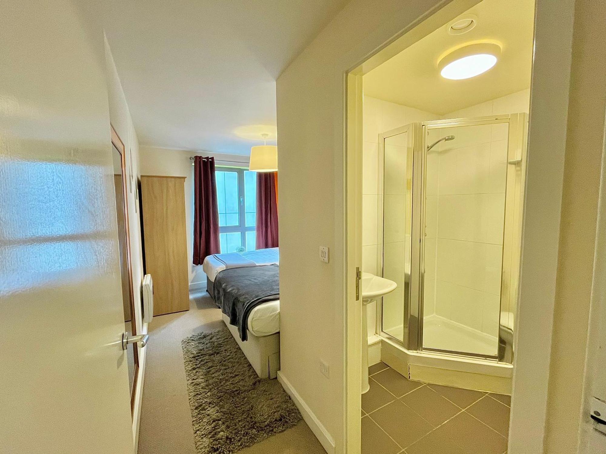 שפילד Skyview Apartment By Noknokstay - City Centre With Parking - Group, Family, Business מראה חיצוני תמונה