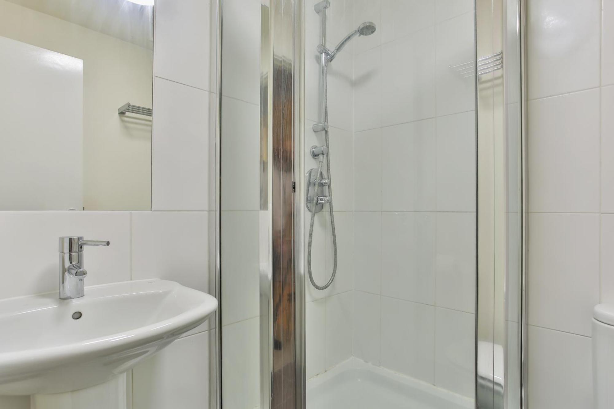 שפילד Skyview Apartment By Noknokstay - City Centre With Parking - Group, Family, Business מראה חיצוני תמונה