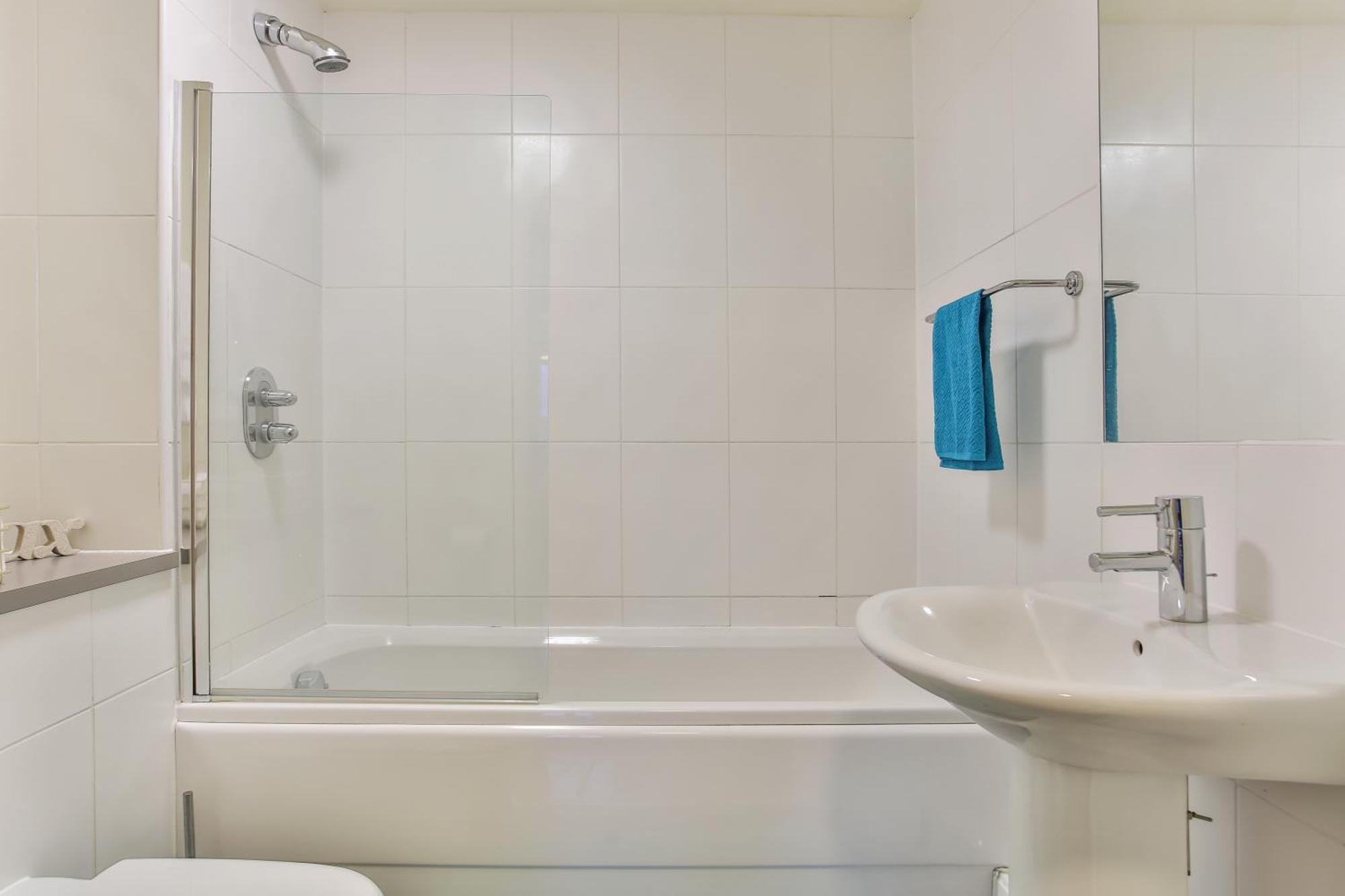 שפילד Skyview Apartment By Noknokstay - City Centre With Parking - Group, Family, Business מראה חיצוני תמונה