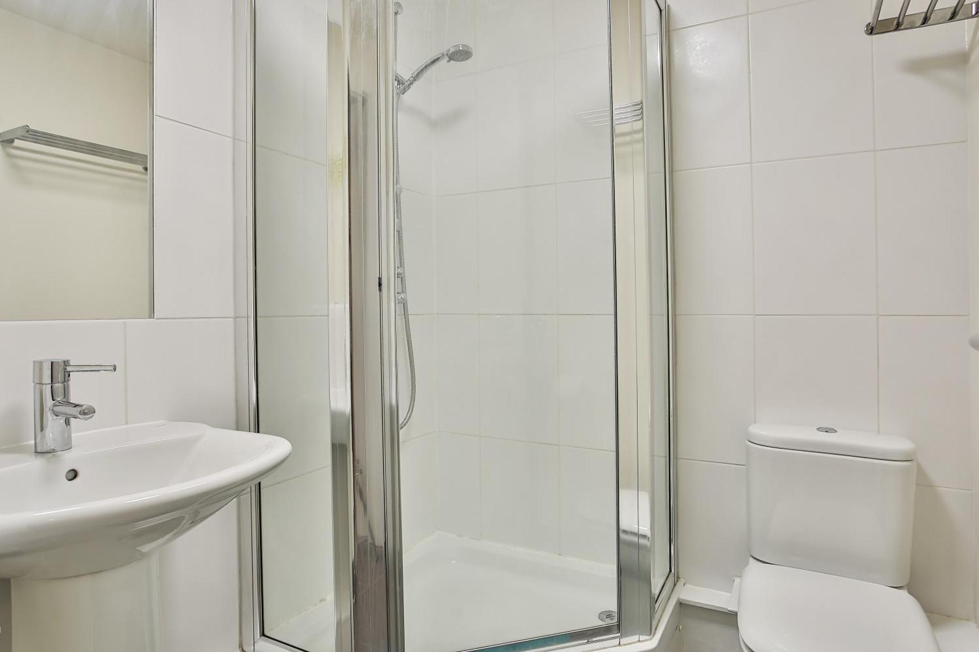 שפילד Skyview Apartment By Noknokstay - City Centre With Parking - Group, Family, Business מראה חיצוני תמונה