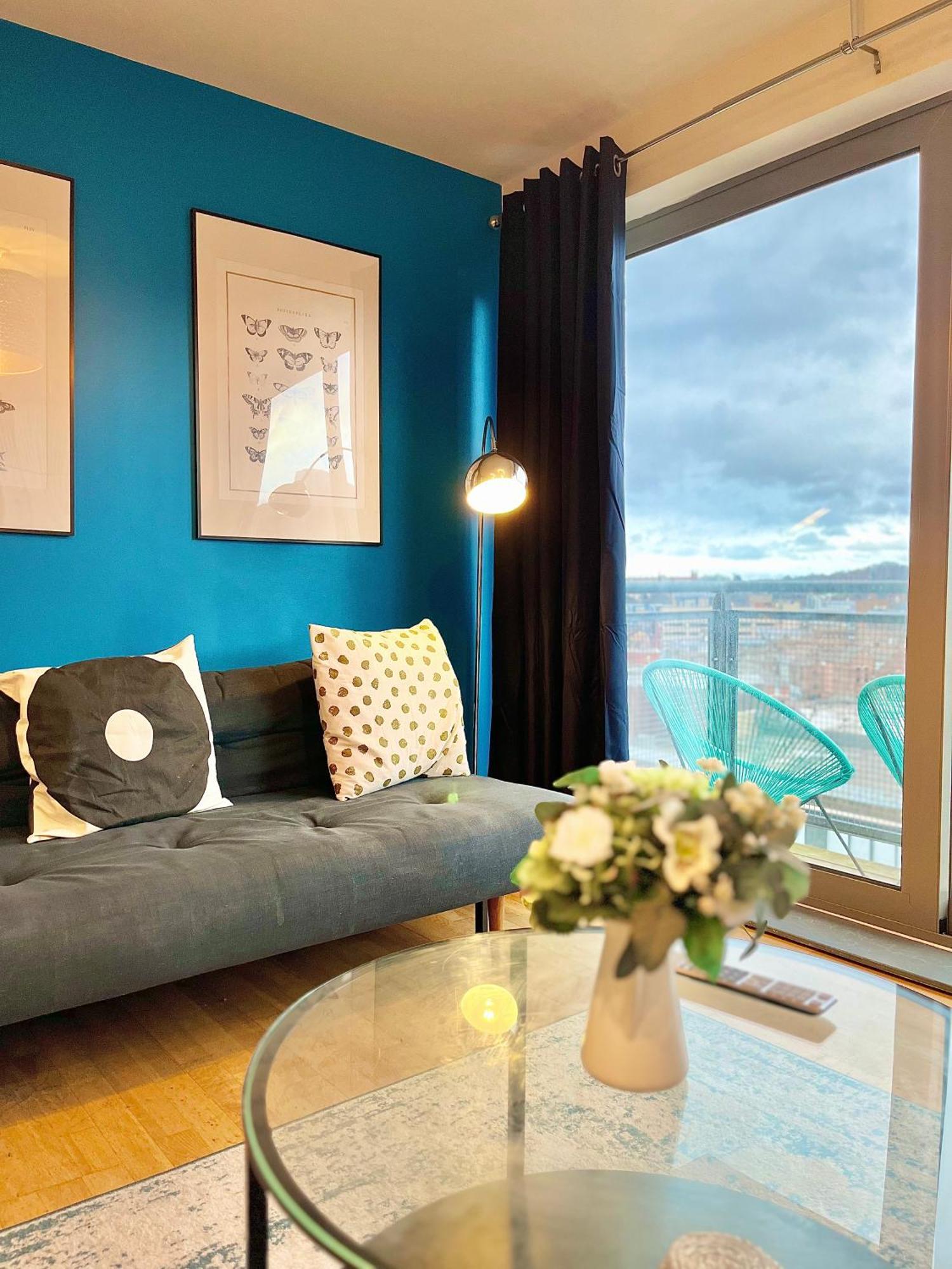 שפילד Skyview Apartment By Noknokstay - City Centre With Parking - Group, Family, Business מראה חיצוני תמונה