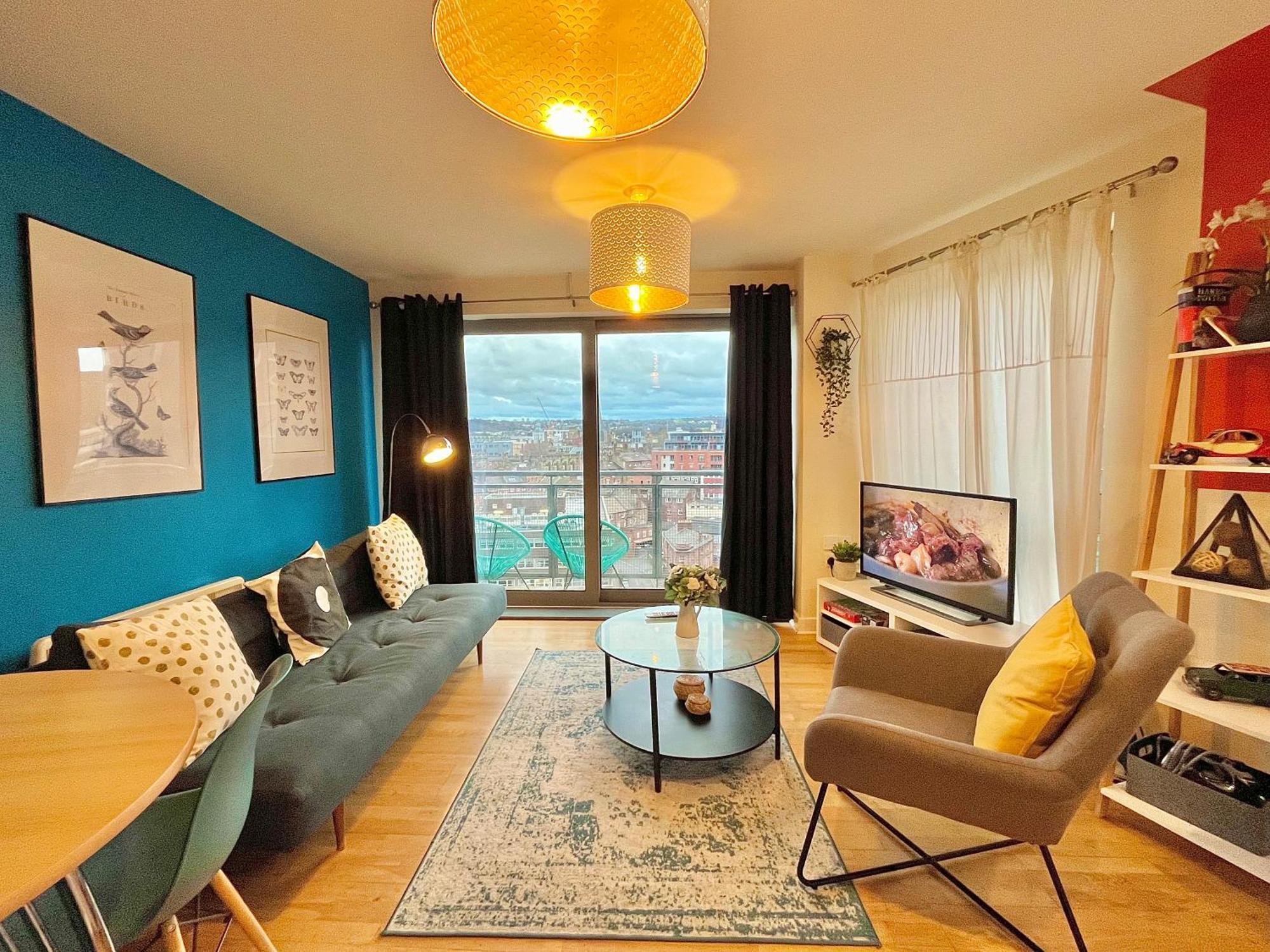 שפילד Skyview Apartment By Noknokstay - City Centre With Parking - Group, Family, Business מראה חיצוני תמונה